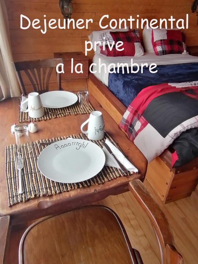 리바이스 L'Oasis Du Pirate B&B 외부 사진